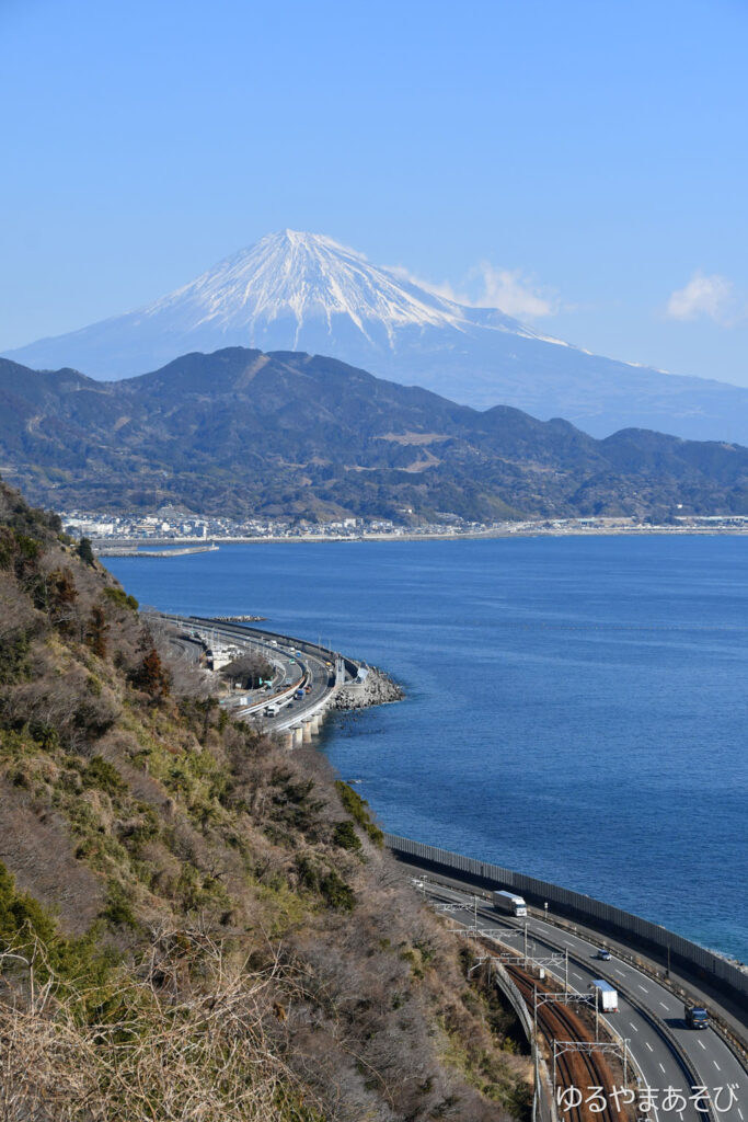 薩埵峠からの富士山と駿河湾