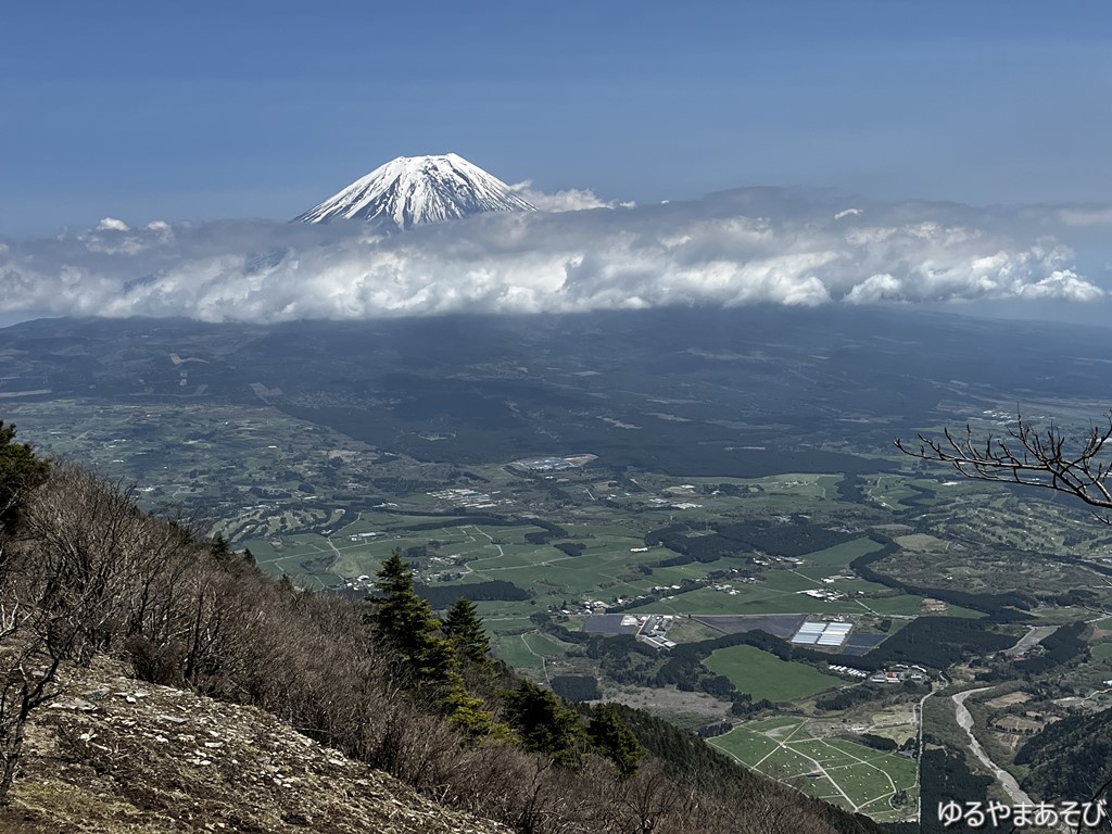 毛無山の最高地点付近からの富士山の絶景